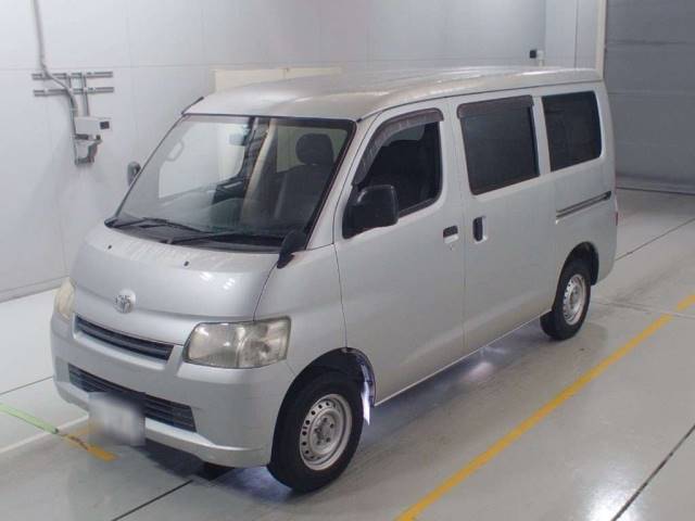 40054 TOYOTA LITE ACE VAN S402M 2015 г. (CAA Chubu)